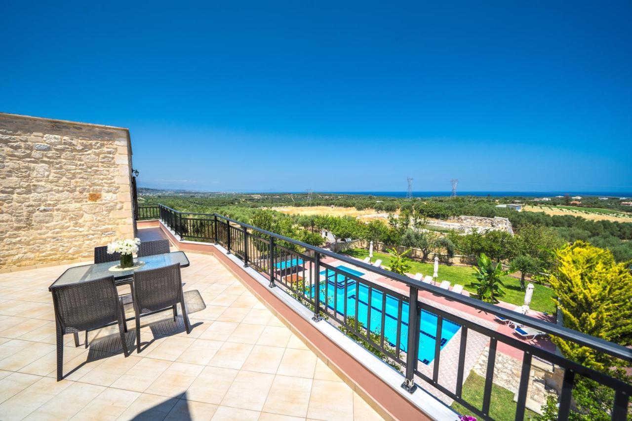 Villas Louloudaki Loutra  Exterior photo
