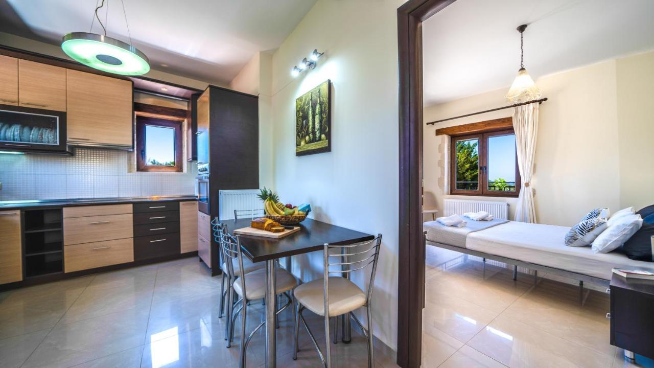 Villas Louloudaki Loutra  Exterior photo